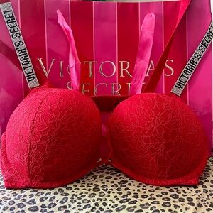 Victorias Secret Bombshell Rhinestone Bra